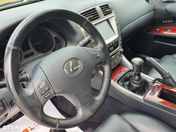 Lexus IS 250 Sport - 13