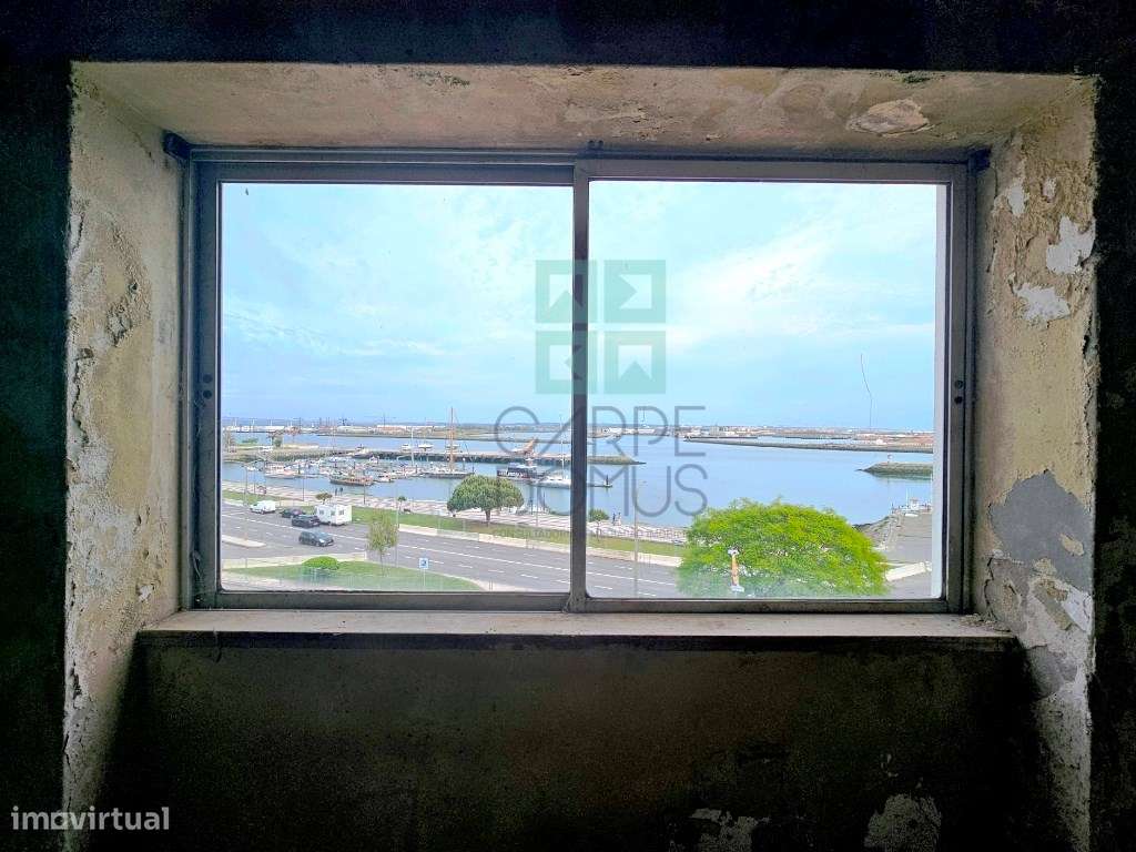Apartamento T5 duplex, frente marina, na Figueira da Foz-22
