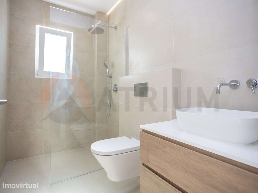 Apartamento T3 Remodelado | Habitação própria-16