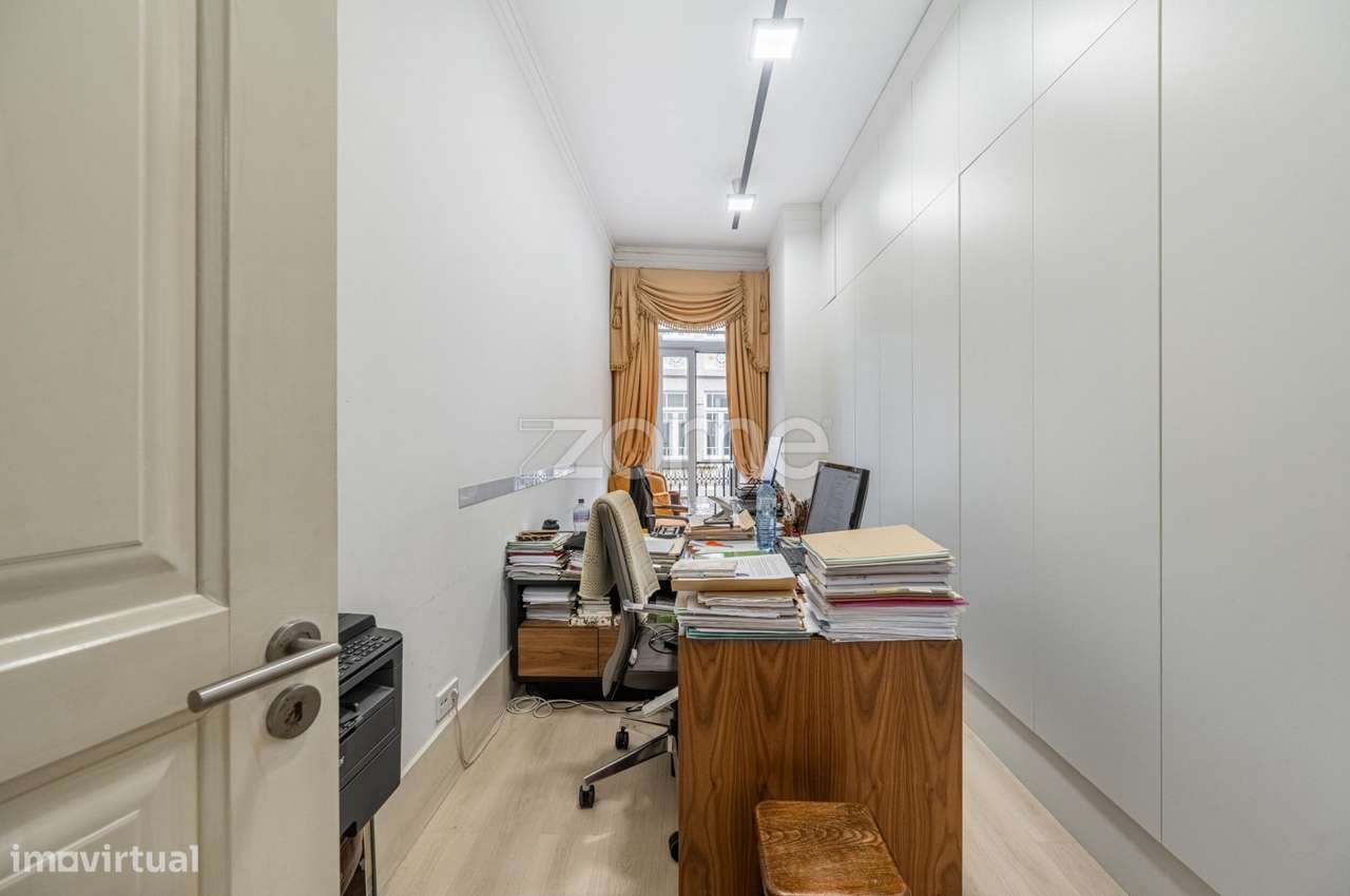 Escritório no Coração do Porto - Grande imagem: 5/15
