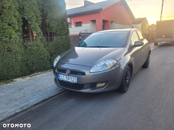 Fiat Bravo 1.4 T-Jet 16V Dynamic - 1