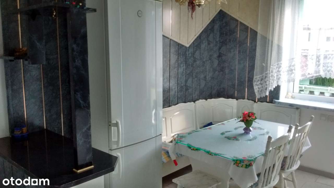 Pokój z balkonem w domu w Rembertowie — dla 2 osób, na dłuższy okres - Pełny obrazek: 2/9