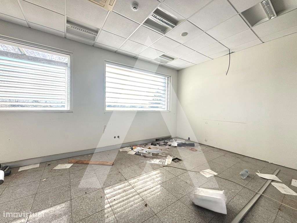 Armazém para venda em Águeda-8