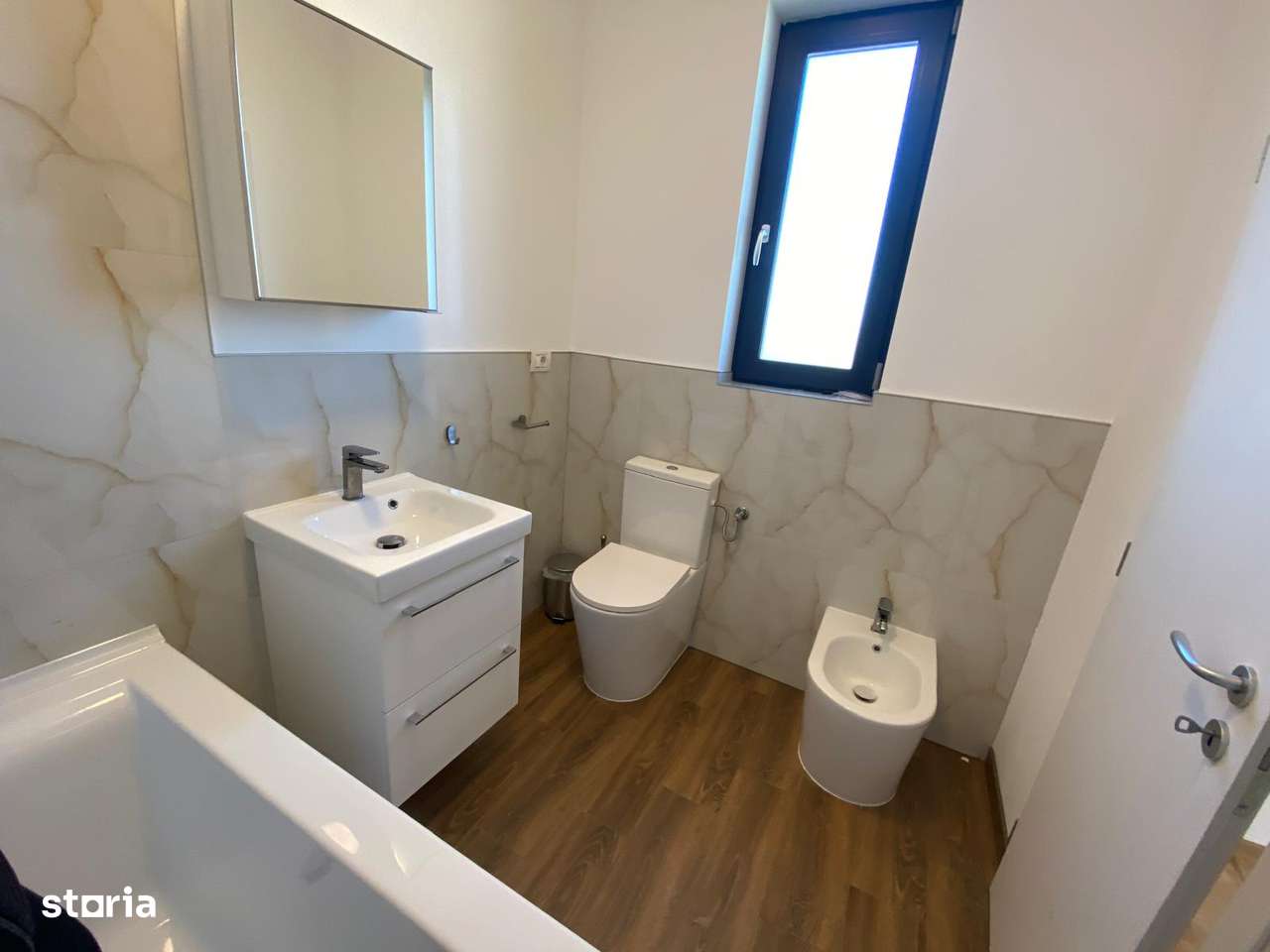 Casa Triplex 3Camere 90mp Teren 432mp Pret 165.000 euro-8