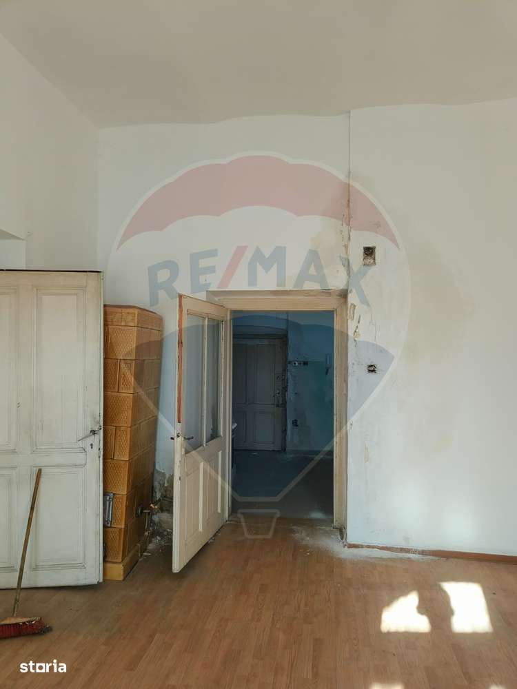 Apartament de vânzare în Palatul Berde, strada Horea-9