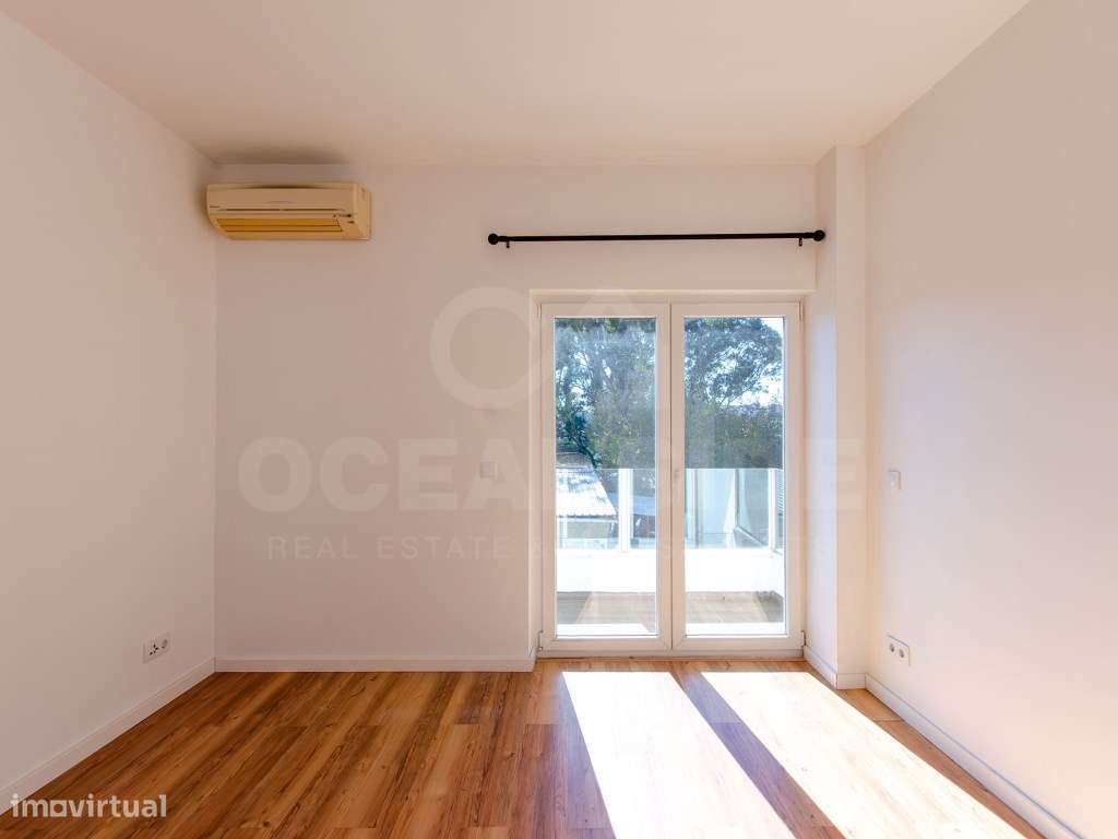 Moradia T4 + 1 em Tercena-32