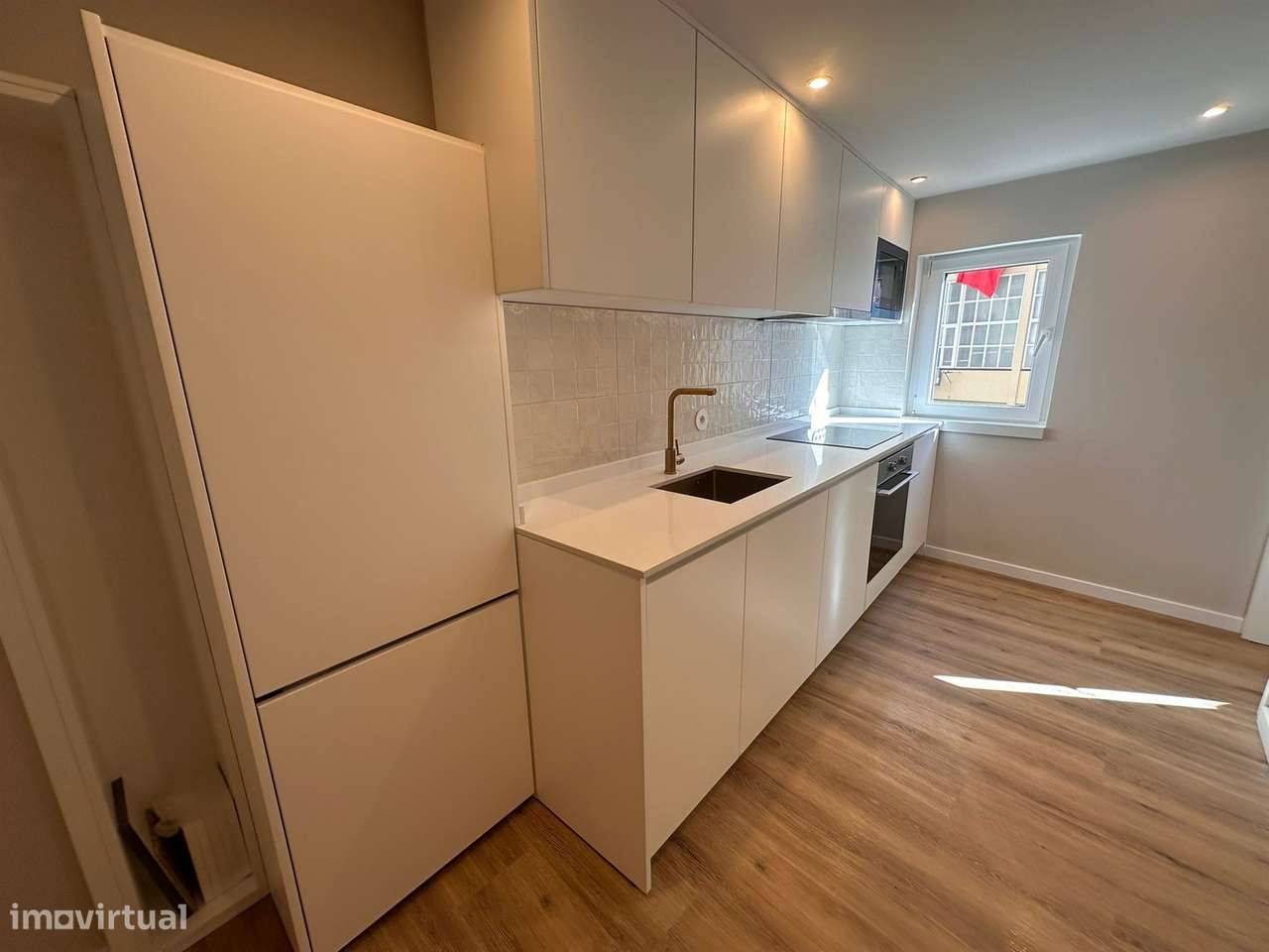 Apartamento T2 Remodelado no Coração de Lisboa - Grande imagem: 5/23