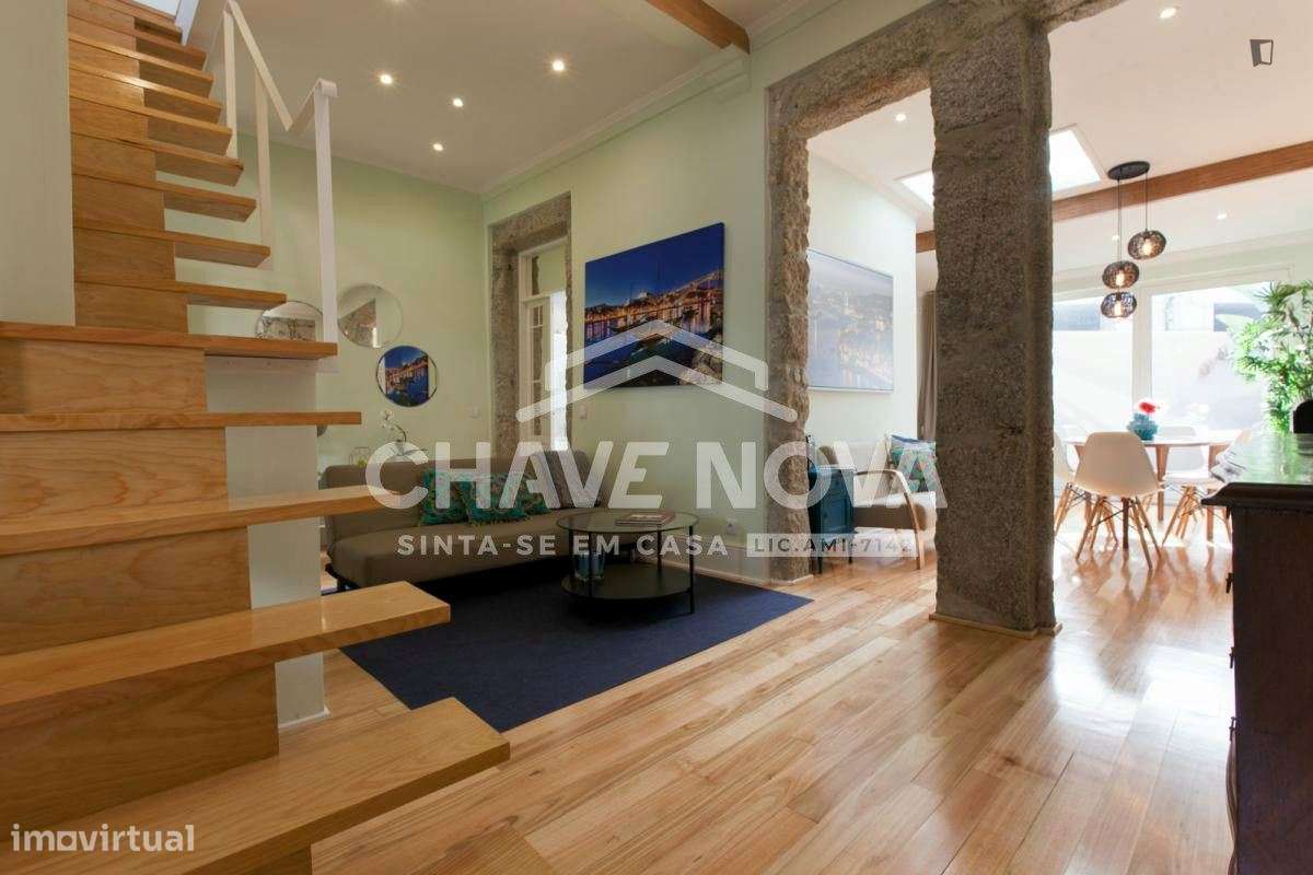 Moradia T3 para arrendamento numa zona privilegiada - Grande imagem: 3/25