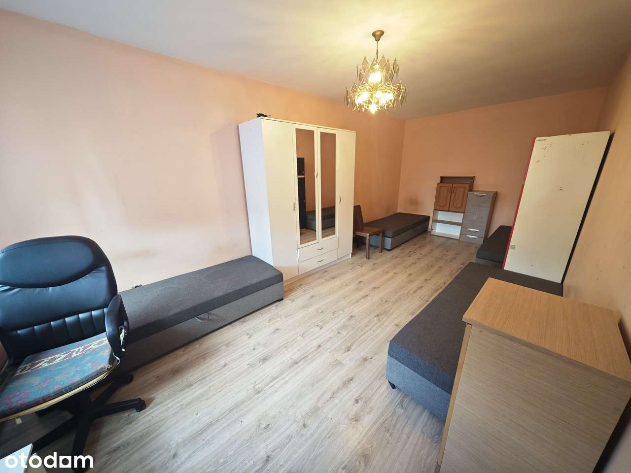 Dom 220 m2 w cenie mieszkania. Wielki potencjał. Obniżka ceny.-13