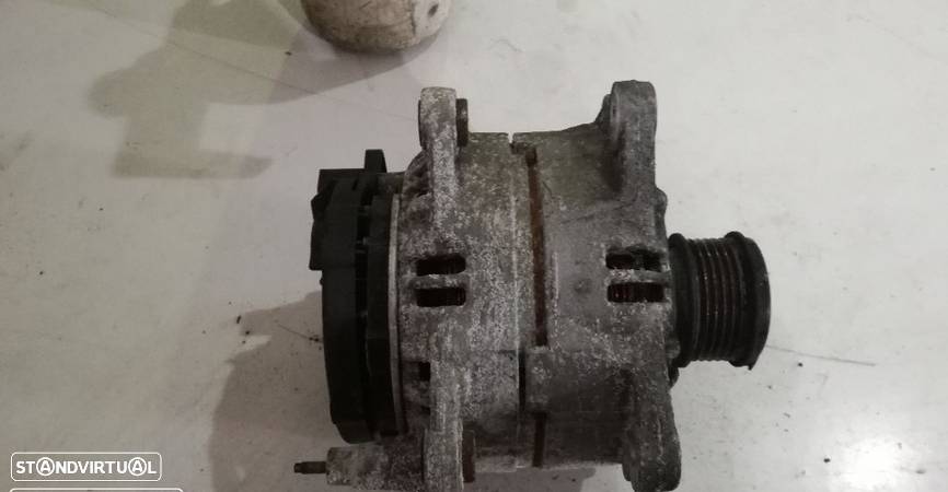 Alternador Audi A3 Ref- 06F 903 023F - 1