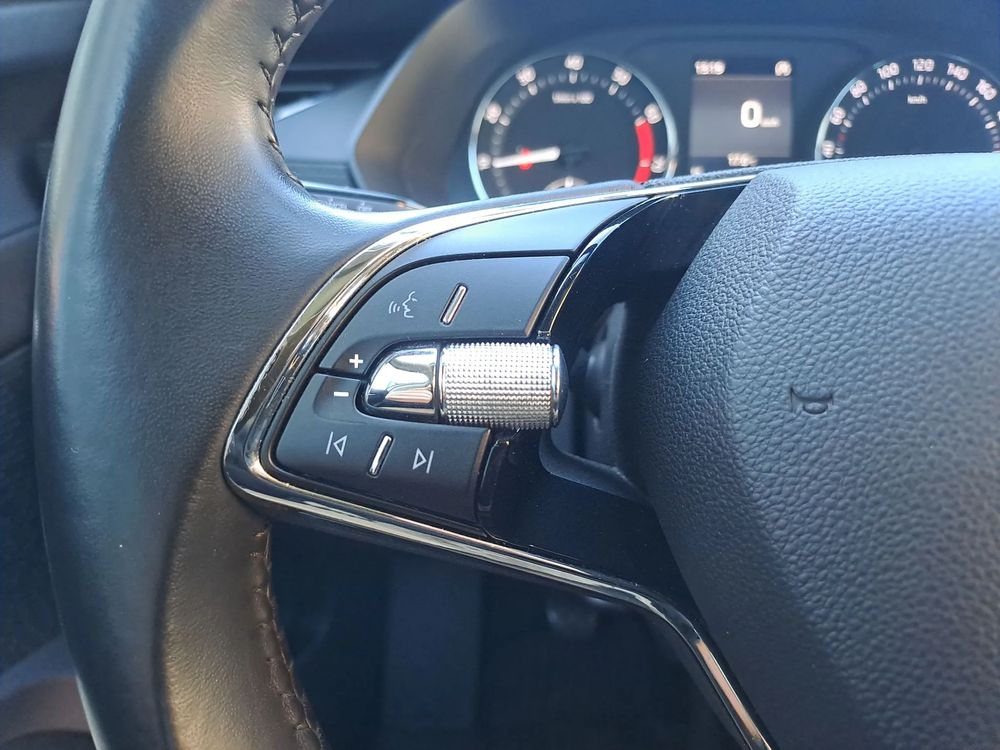 SKODA OCTAVIA Ambition 1.5 TSI 150 KM Salon PL ASO VAT-23%