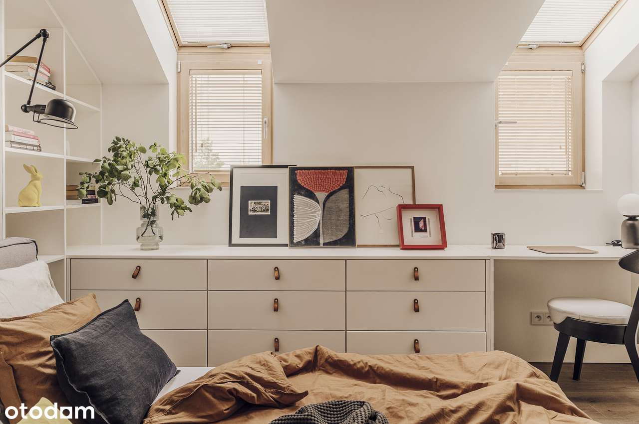 Jasne mieszkanie z paryskim widokiem w nadbudowie w kamienicy-2