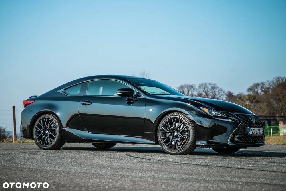 Lexus RC