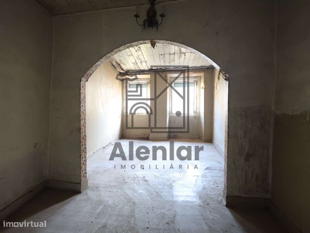 Oportunidade de Investimento no Centro Histórico de Alenquer - Bair...-9