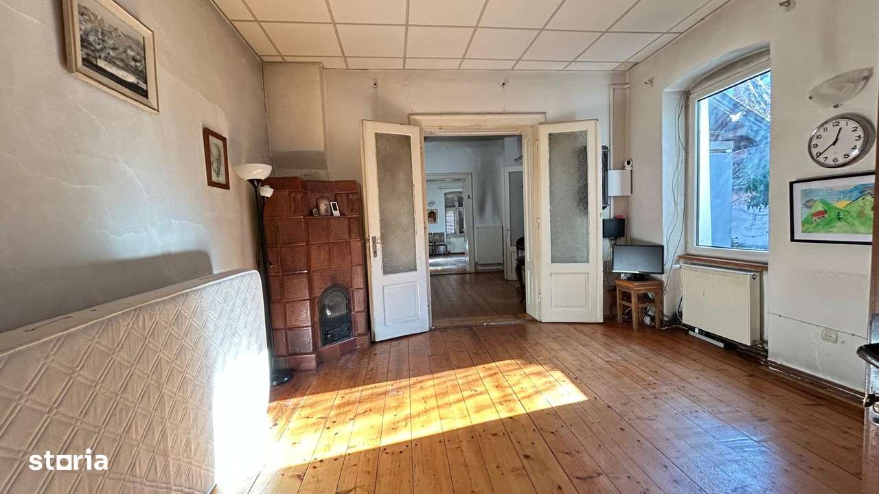 Casa Rasnov cu garaj-4