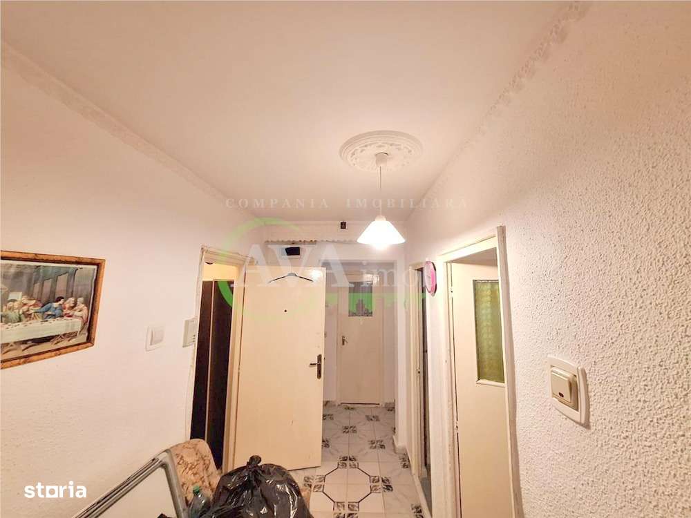 Apartament 3 decomandate,parter, cu beci,aproape de Insula de Agrement - Imagine principală: 3/7