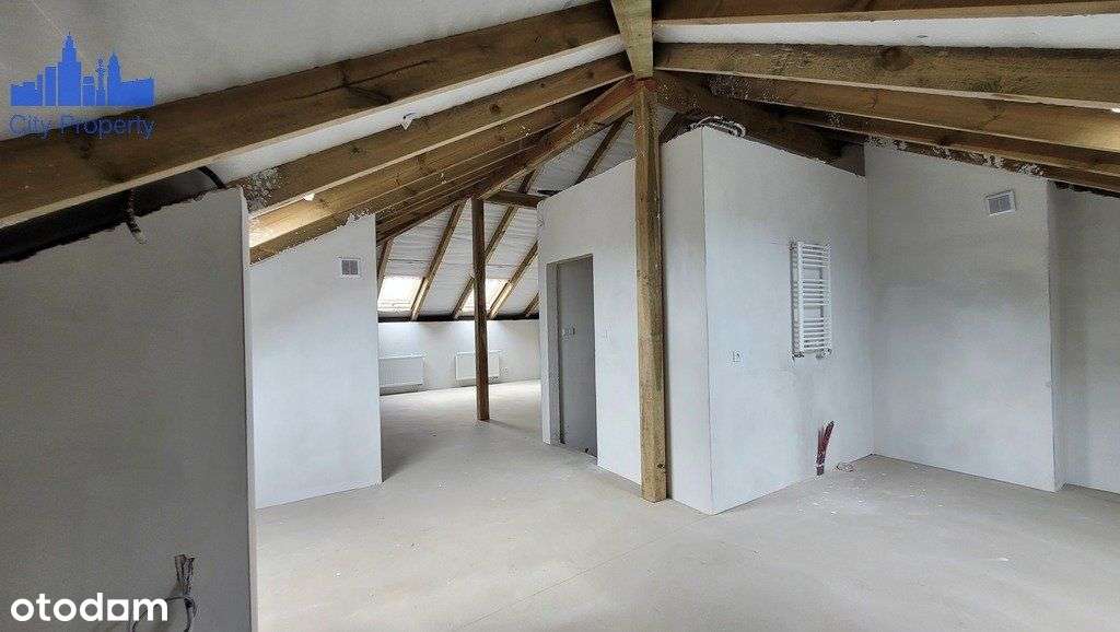 [Wideo] Bliźniak z garażem i poddaszem-13