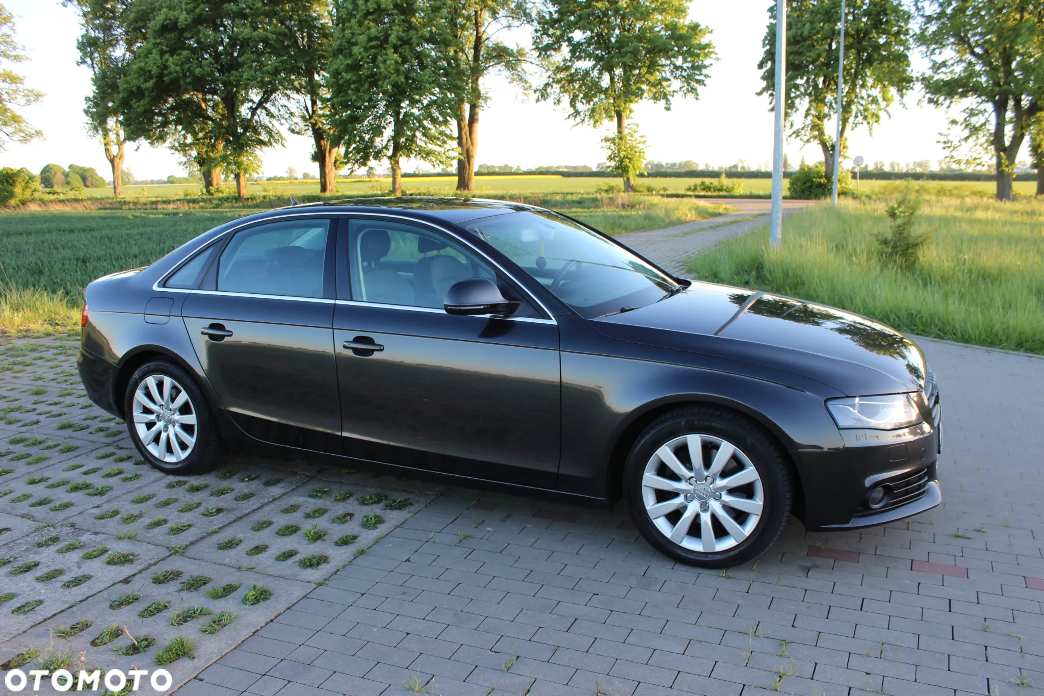 Audi A4 1.8 TFSI Attraction - 11