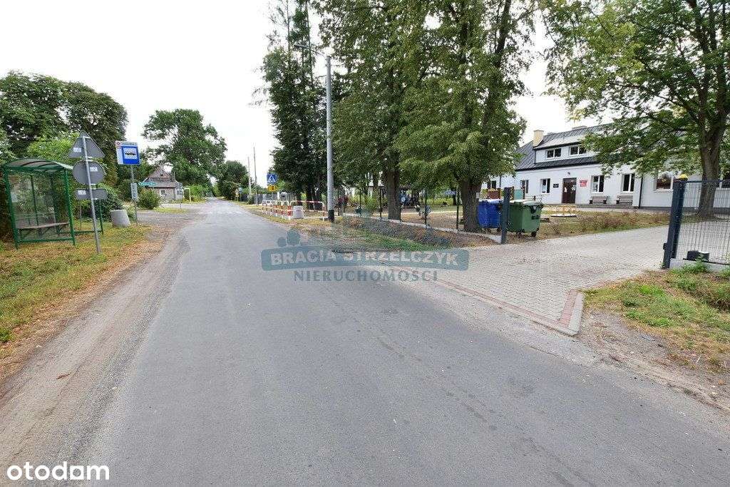 Urokliwa działka z mediami w drodze-6