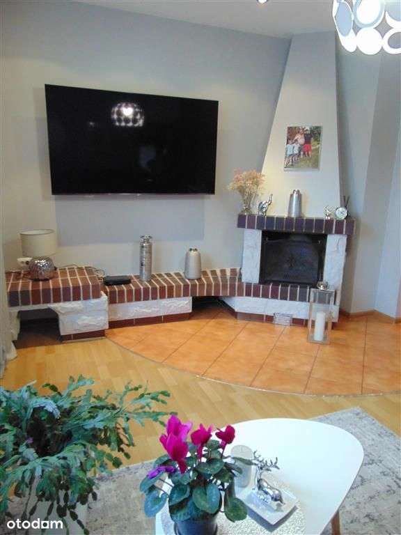 Dwurodzinny dom z budynkami gosp. na dużej działce - Krężoły - Pełny obrazek: 5/20