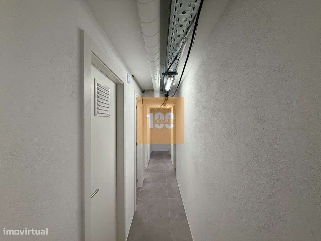 T2 duplex com jardim - Capelo Residences-25