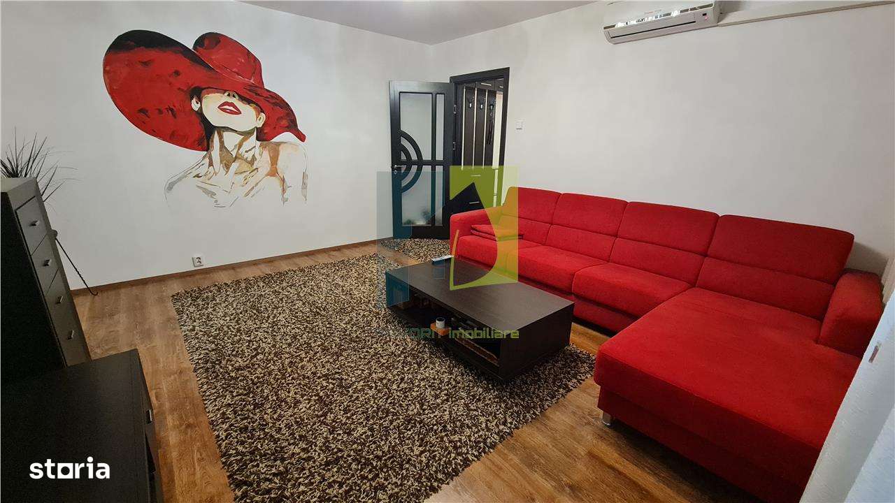 Apartament de vanzare - Craiova, Dolj-1