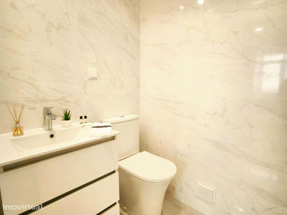 T3 ultimo andar remodelado em Benfica-16