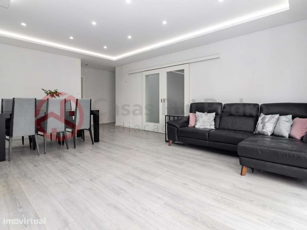 Moradia T3+2 Remodelada com garagem 740 m² de Terreno em St Antonio...-16