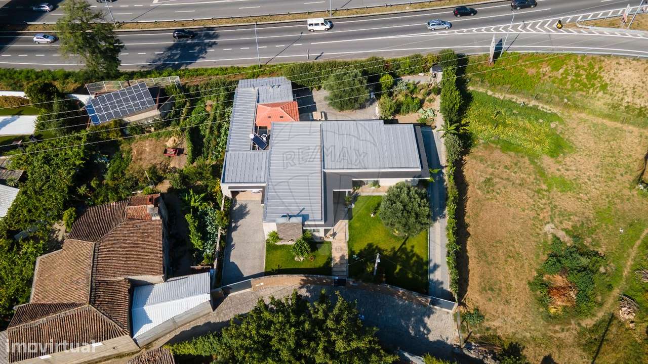 Moradia T4 para venda - Grande imagem: 3/47