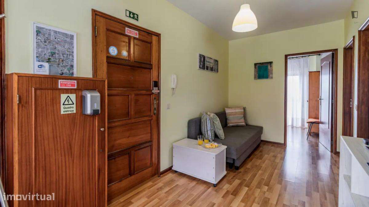 Apartamento com 2 quartos - localizado em Cedofeita Porto - Grande imagem: 4/9