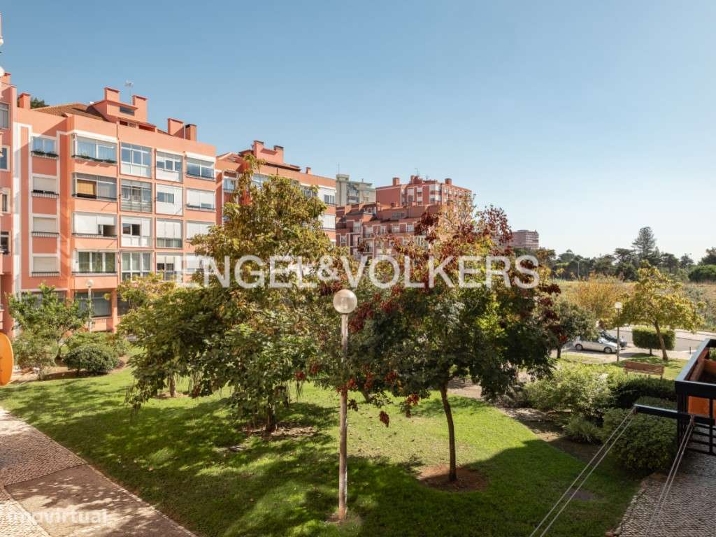 T3 soalheiro próximo a Carcavelos-14