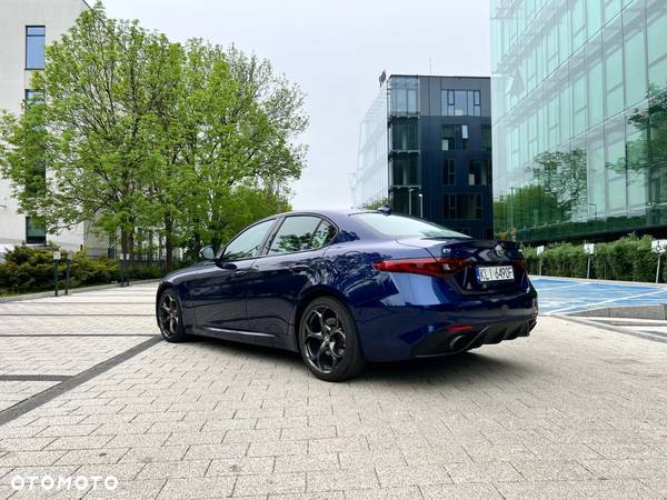 Alfa Romeo Giulia 2.0 Turbo TI Q4 - 9