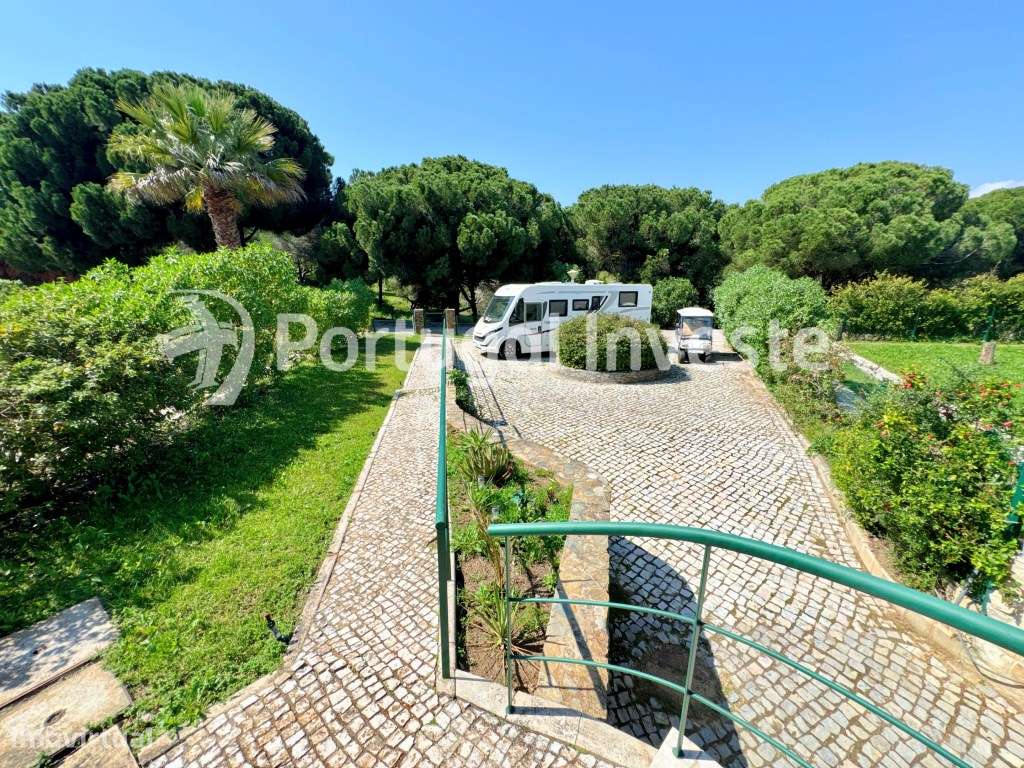 Moradia de Luxo com 3 Suites + T1 Independente em Condomínio com Pi...-19