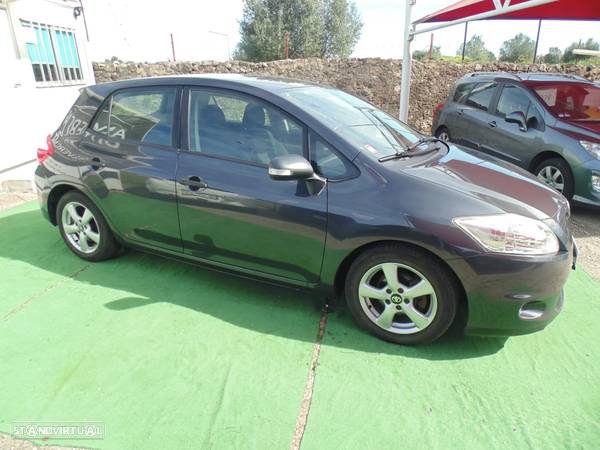 Toyota Auris 1.4 D-4D Comfort+J16 - 7