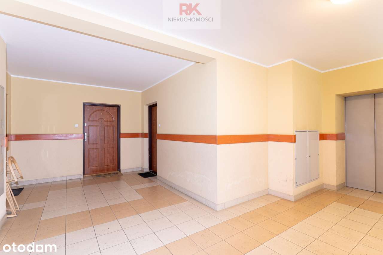 Do sprzedania mieszkanie z dużym balkonem-9