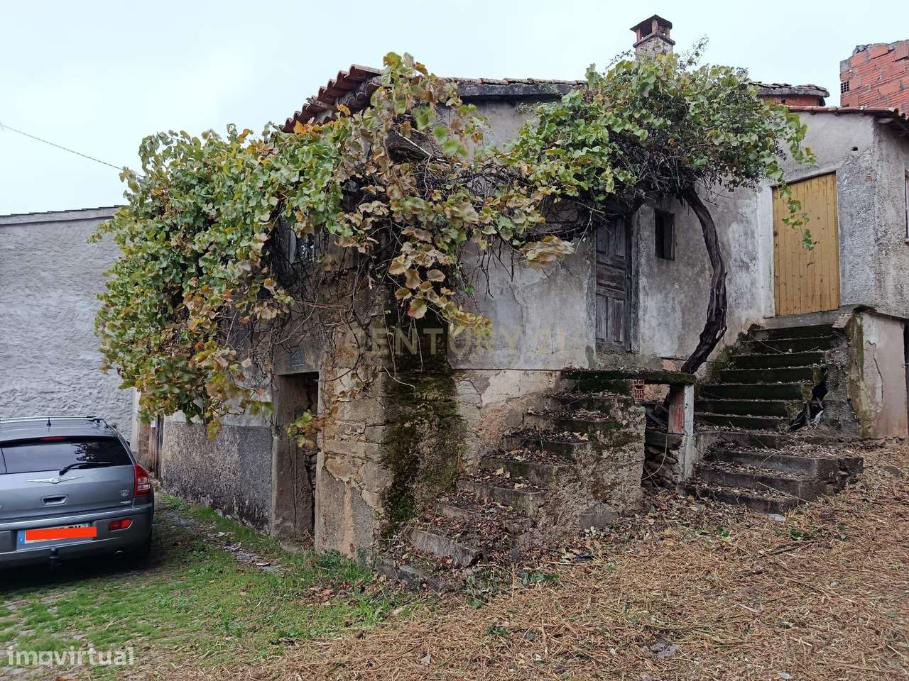 Moradia para recuperar em São Julião de Palácios, Bragança - Grande imagem: 2/11