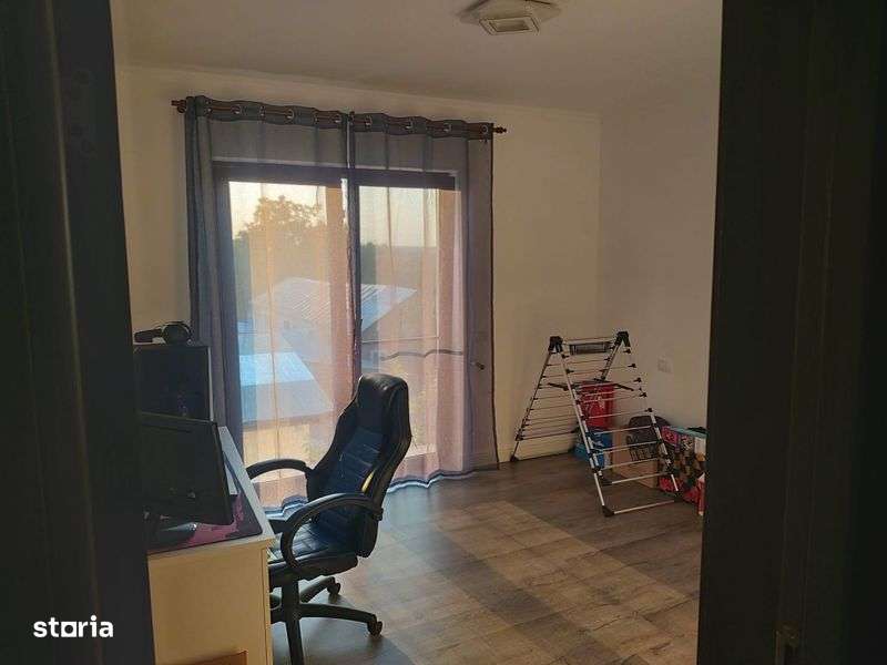 Se vinde casa din duplex in Botosani - Imagine principală: 5/8