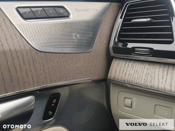 Volvo XC 90 - 23