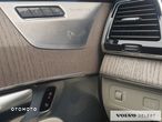 Volvo XC 90 - 23