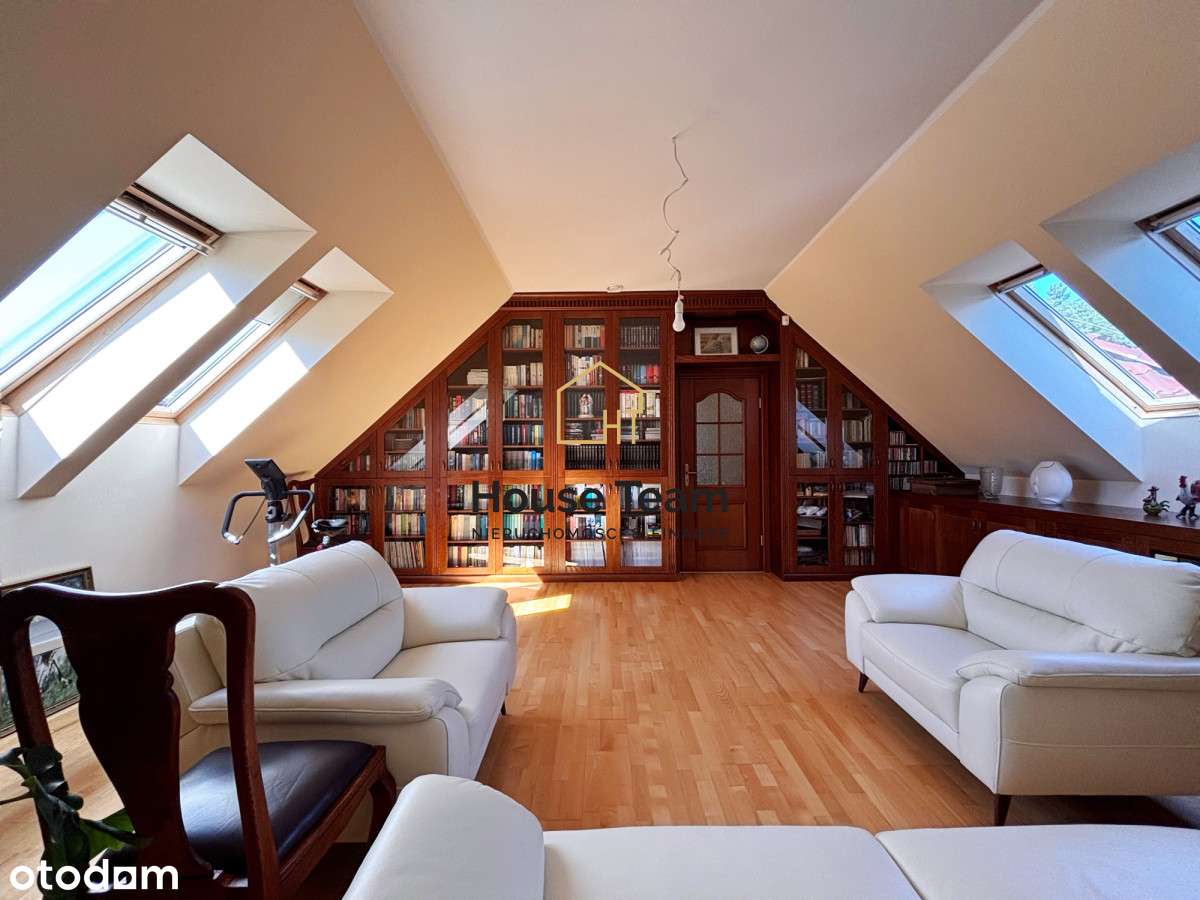 Klasyczny i stylowy dom - Niwy - 251 m2-12