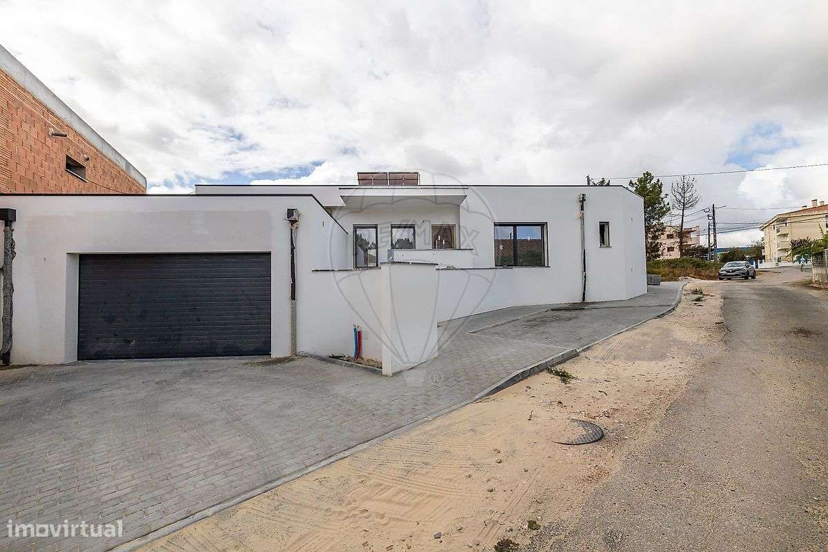 Moradia T3 para venda - Grande imagem: 1/28