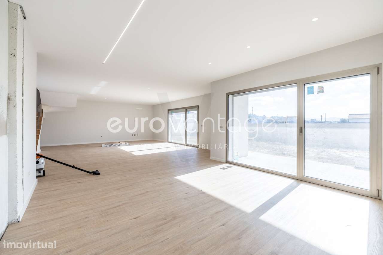 Moradia T4 | Nova | Jardoeira – Batalha-8