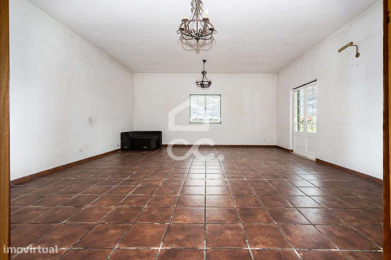 Quinta de 0,7 ha com Moradia T4 e Anexos | Azaruja, Évora - Grande imagem: 5/60