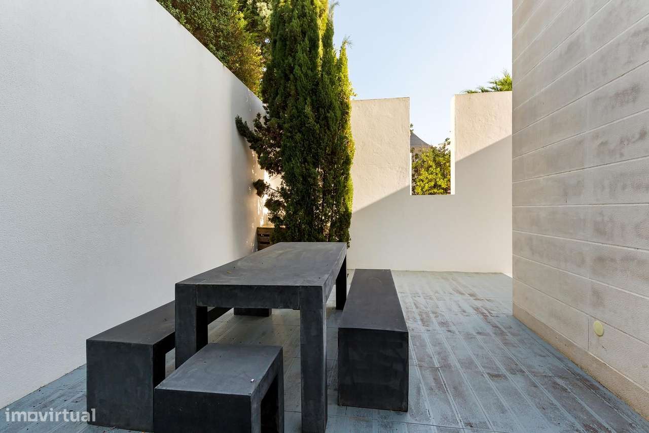 Moradia Geminada T3 com piscina, Castelo, Sesimbra - Grande imagem: 4/33