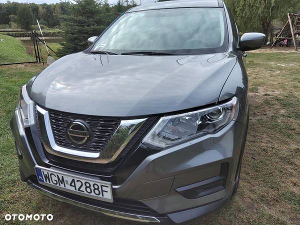 Nissan Rogue - 5