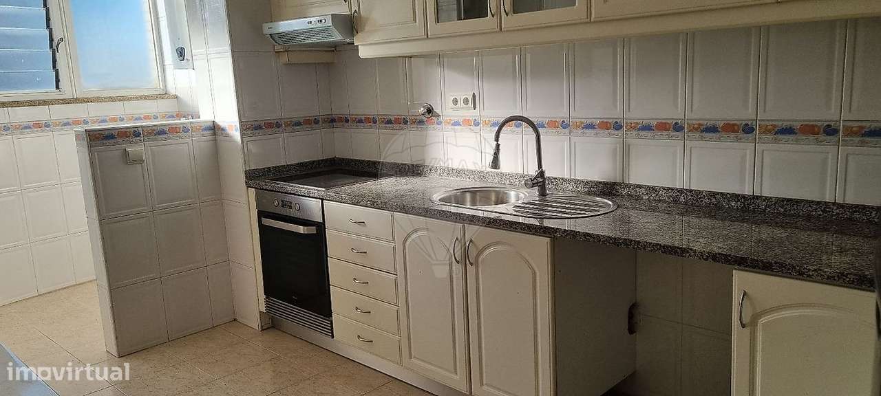 Apartamento T2 para arrendamento - Grande imagem: 2/32