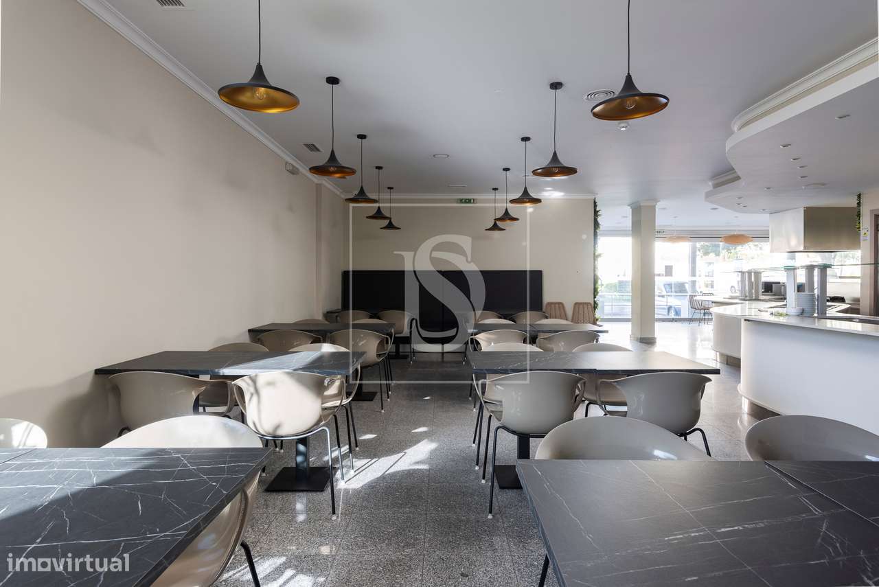 Loja  Venda em Quarteira,Loulé-10