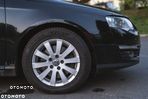 Volkswagen Passat 2.0 TDI DPF Highline - 14