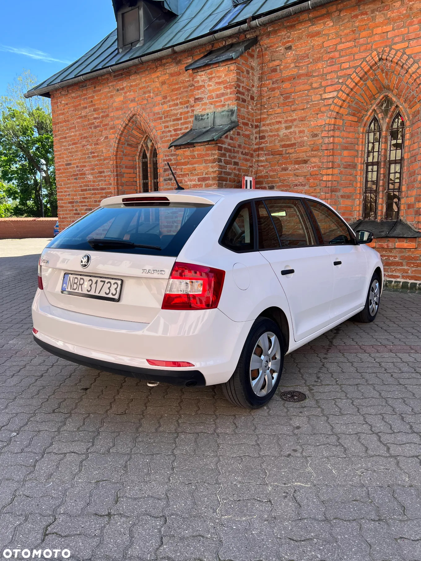 Skoda RAPID 1.2 TSI Active - 7