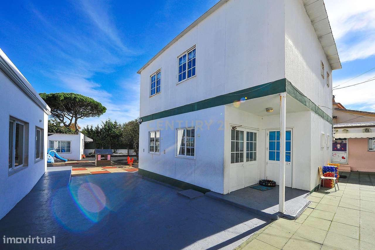 Imóvel com negócio (colégio)– Centro da Parede, Cascais-7